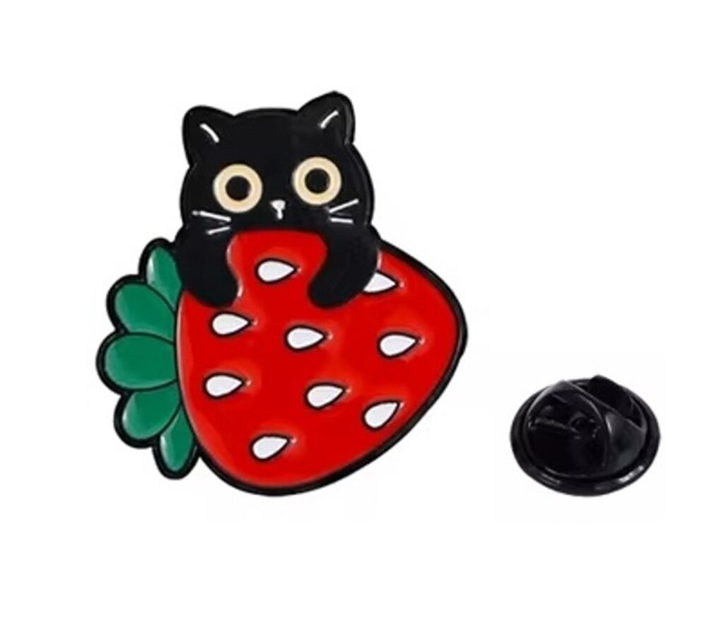 Strawberry Black Cats Enamel Pins 418-1